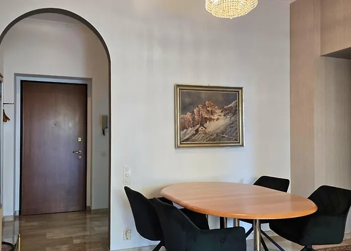 Ida, Pt By Holap Sa Apartment *